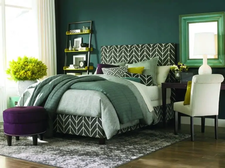 hollywood regency themed bedroom emerald green purple