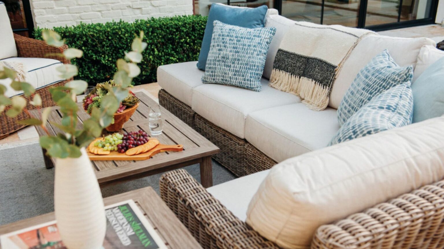 Summer Patio Furniture Trends for 2023 Woodchuck's Furniture