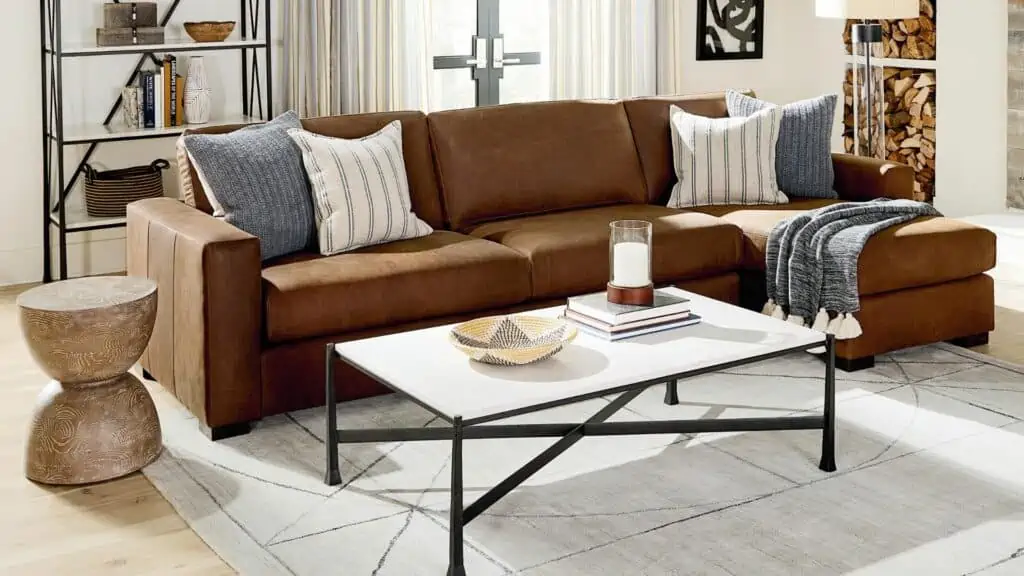 Bassett Weldon Chaise Sectional