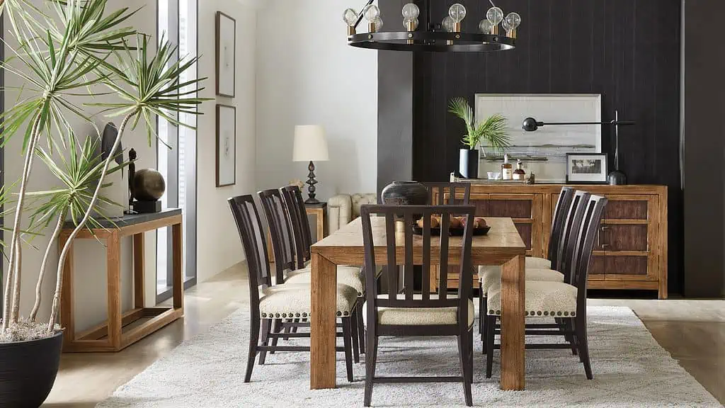 A dining room set