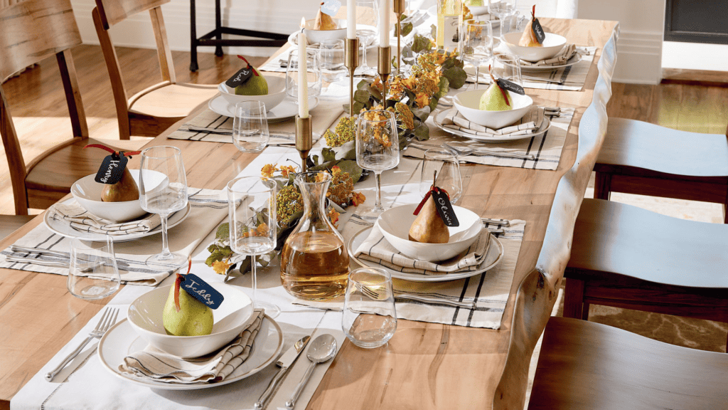 Fall dining tablescape