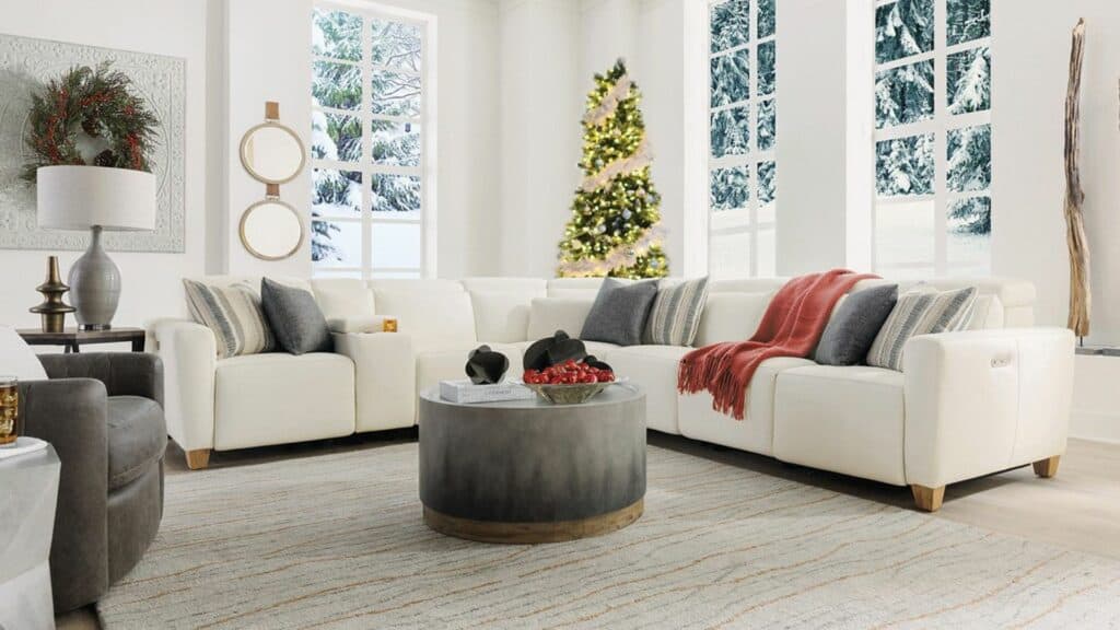 Flexsteel living room with holiday decor