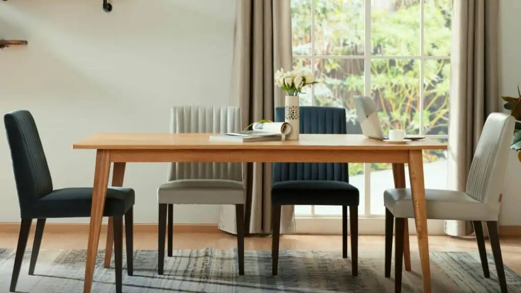 Kuka Home dining table