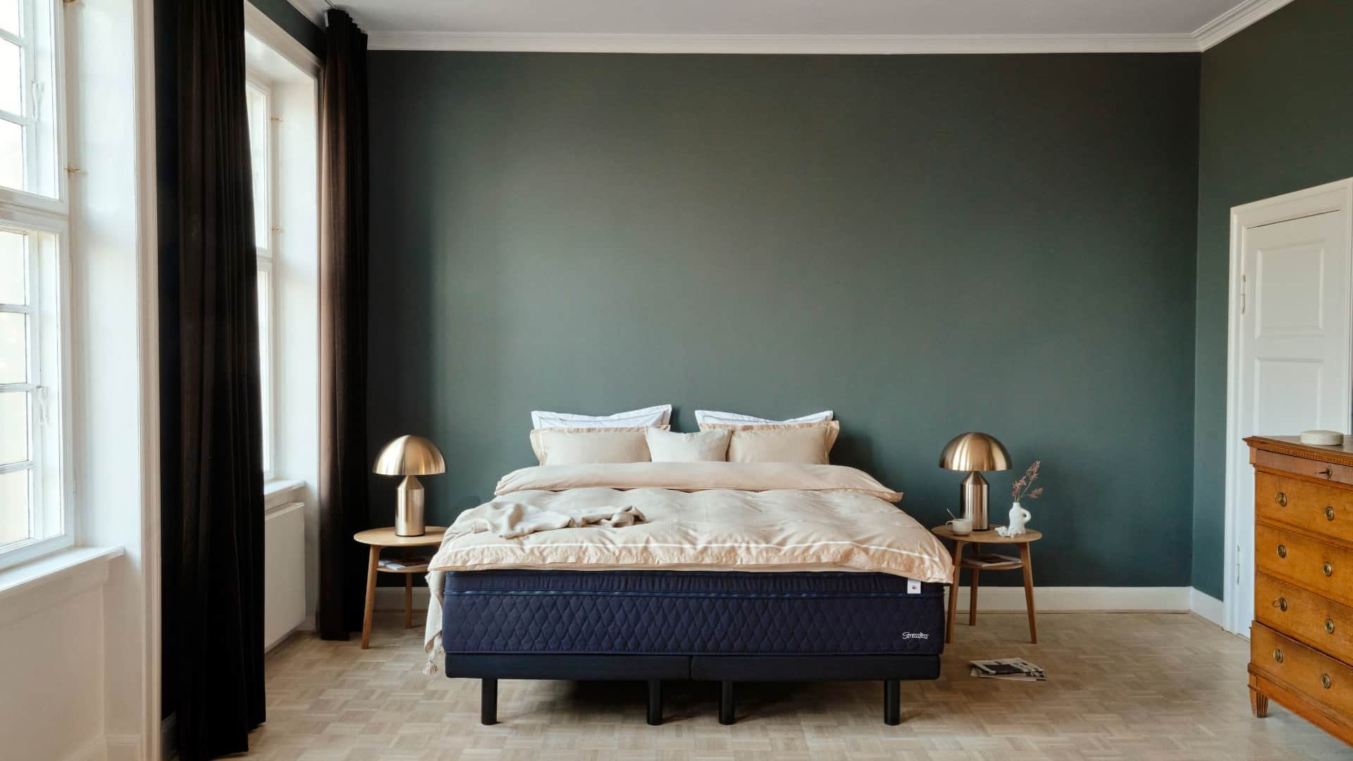 Designing Your MidCentury Modern Bedroom – Woodchucks Fine Furniture