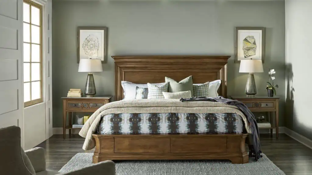 Traditional Guest Bedroom